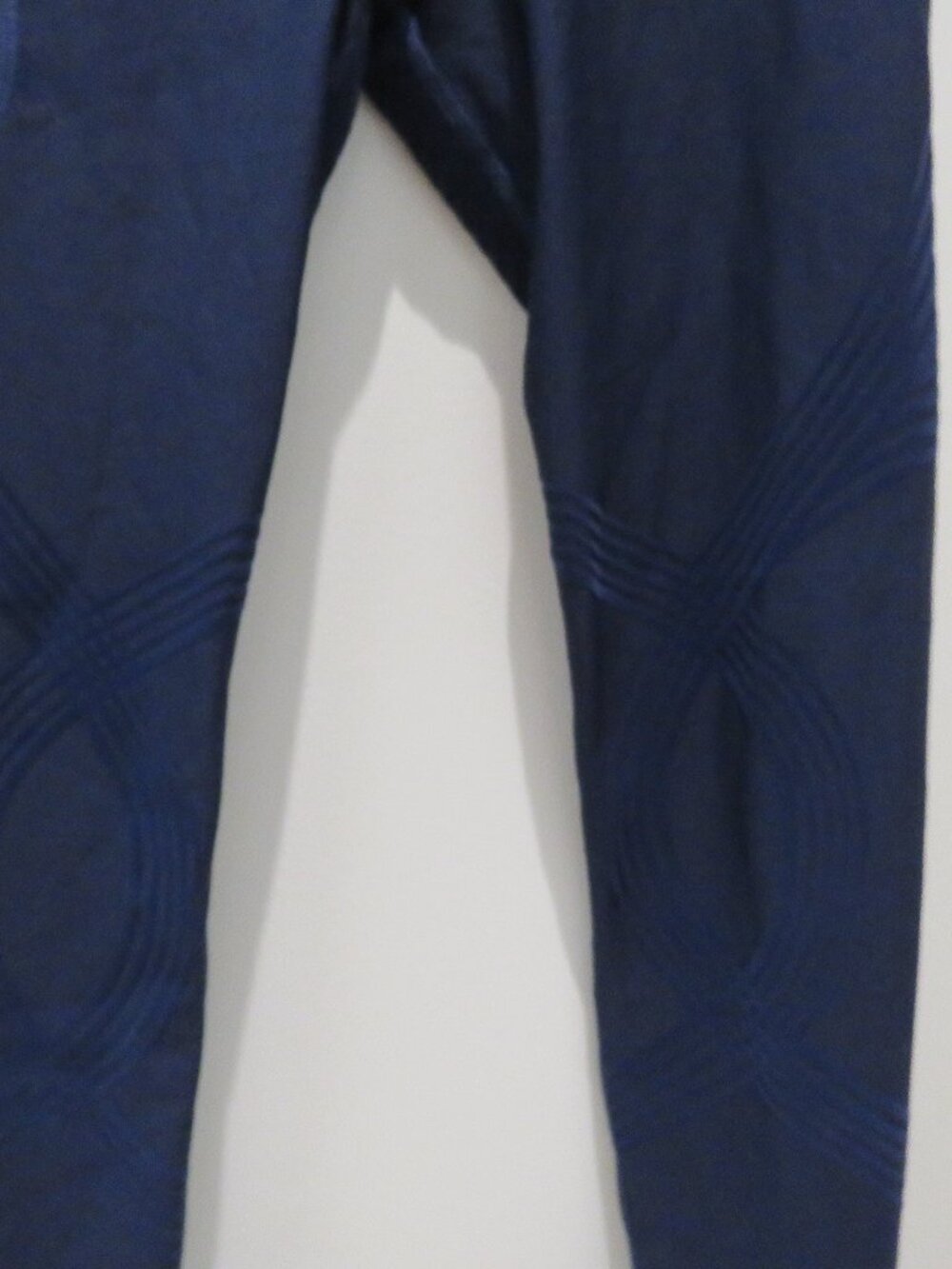 FANKA Body Sculpt Side Pocket Leggings Navy Small Athleisure Workout Gym Shaping - Picture 8 of 14